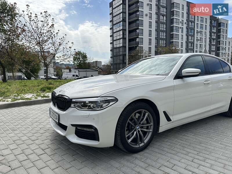 Седан BMW 5 Series 2019 в Львове