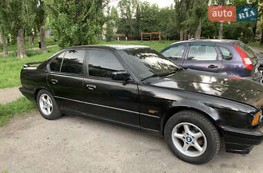 Седан BMW 5 Series 1992 в 