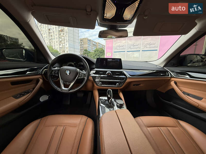 Седан BMW 5 Series 2018 в Києві