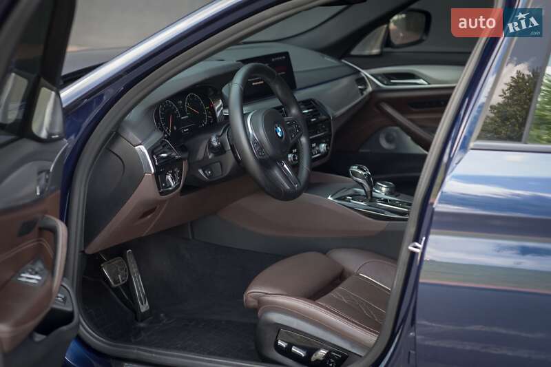 Седан BMW 5 Series 2018 в Киеве