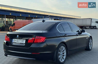 Седан BMW 5 Series 2010 в 