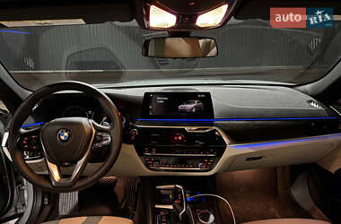 Седан BMW 5 Series 2019 в 