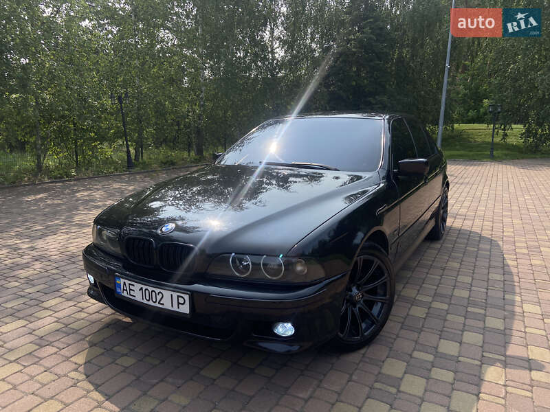 Седан BMW 5 Series 1998 в 