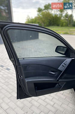 Седан BMW 5 Series 2005 в 