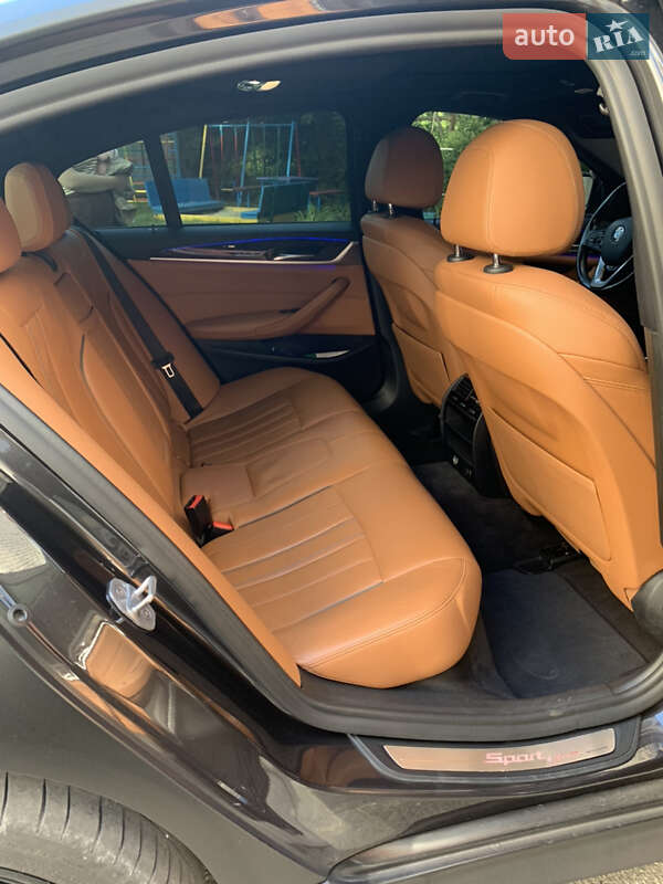 Седан BMW 5 Series 2019 в Тернополе