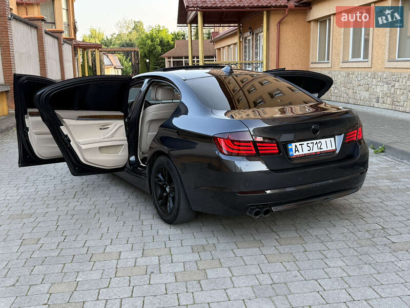 Седан BMW 5 Series 2011 в Коломые