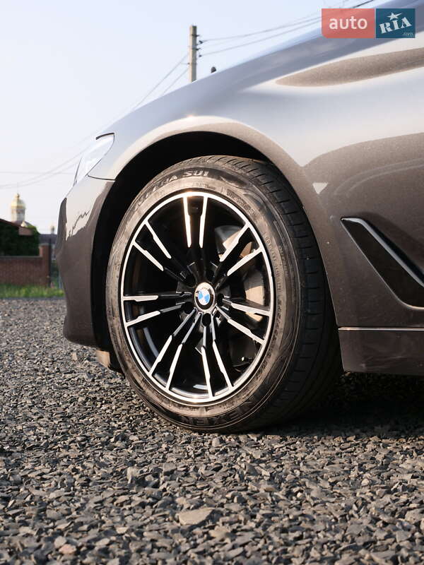 Седан BMW 5 Series 2018 в Луцке
