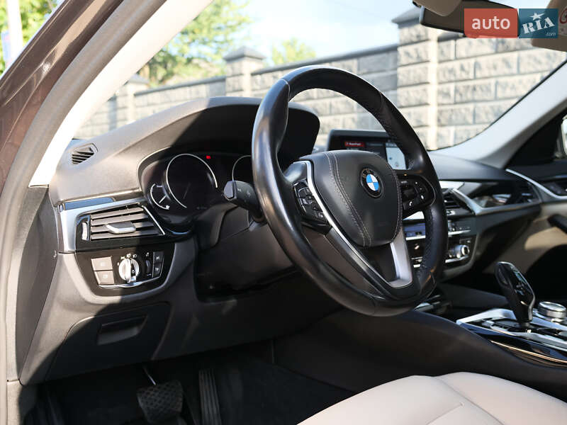 Седан BMW 5 Series 2018 в Луцке