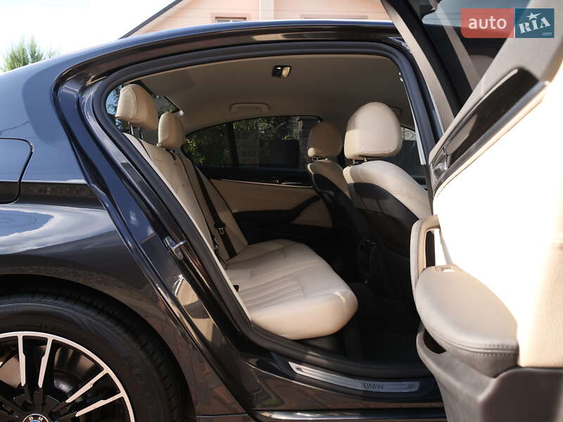 Седан BMW 5 Series 2018 в Луцке