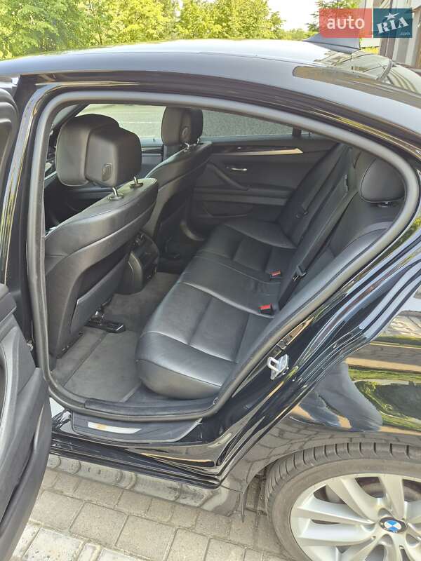 Седан BMW 5 Series 2013 в Ивано-Франковске