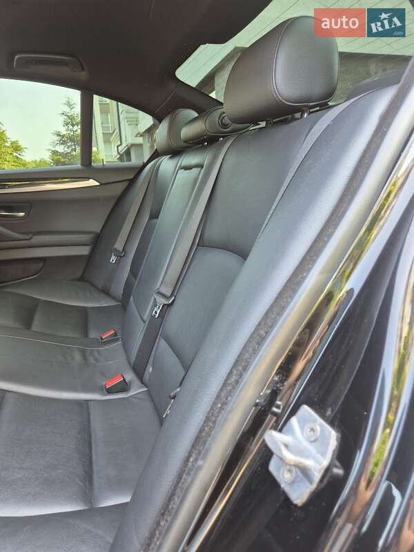 Седан BMW 5 Series 2013 в Ивано-Франковске