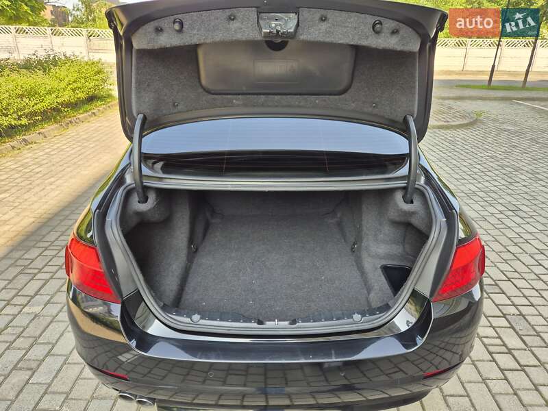 Седан BMW 5 Series 2013 в Ивано-Франковске