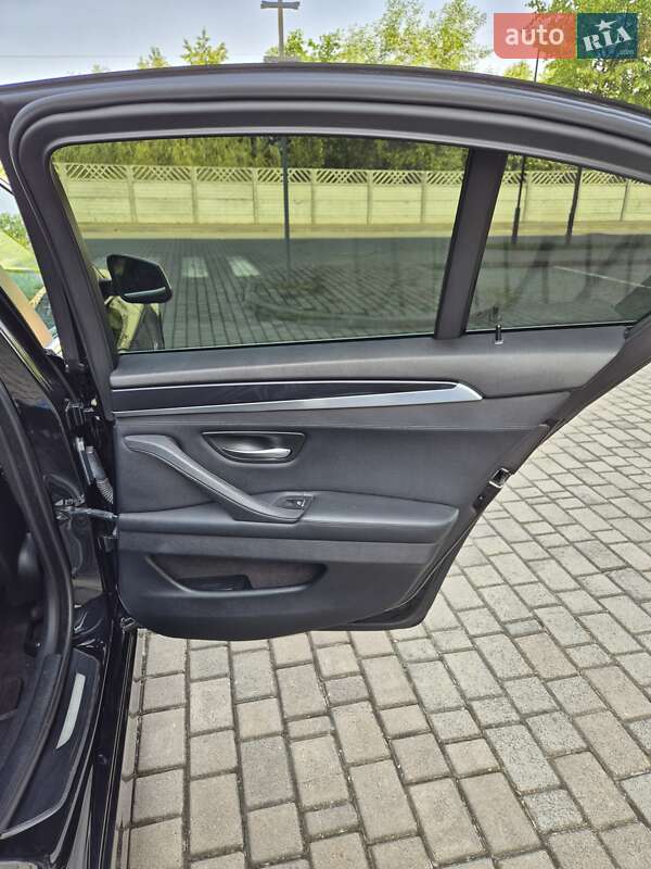 Седан BMW 5 Series 2013 в Ивано-Франковске