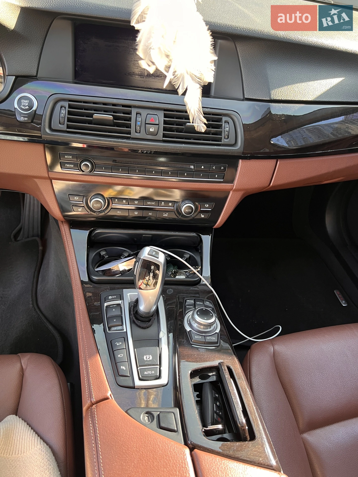 2012 BMW 5er - мініатюра 11