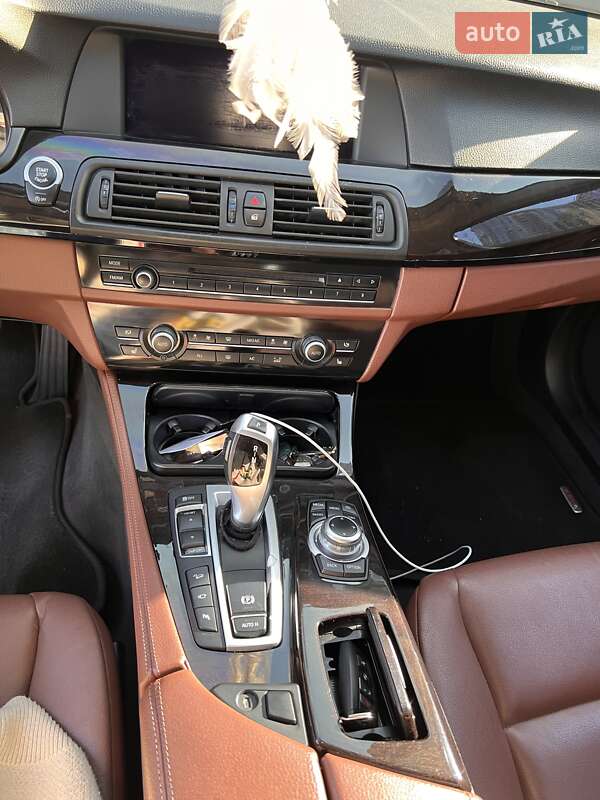 Седан BMW 5 Series 2012 в Одессе