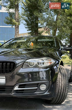 Седан BMW 5 Series 2015 в Києві