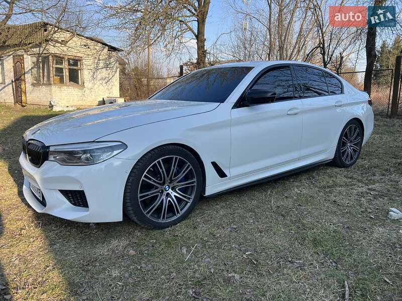 Седан BMW 5 Series 2018 в 