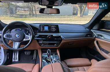 Седан BMW 5 Series 2018 в 