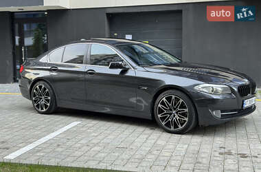 Седан BMW 5 Series 2010 в 