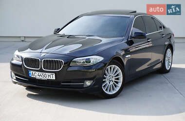 Седан BMW 5 Series 2011 в 