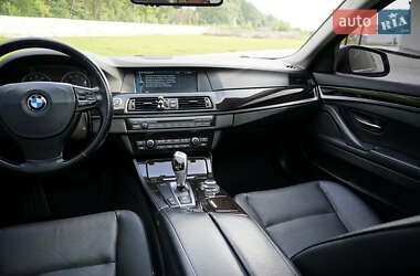Седан BMW 5 Series 2011 в 