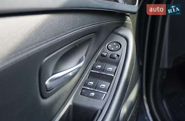 Седан BMW 5 Series 2011 в 