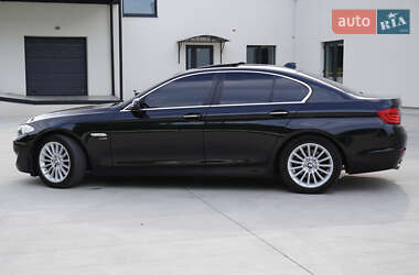 Седан BMW 5 Series 2011 в 