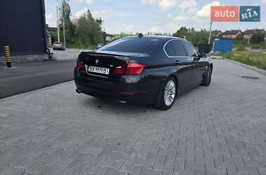 Седан BMW 5 Series 2011 в 