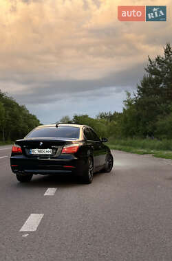 Седан BMW 5 Series 2009 в 