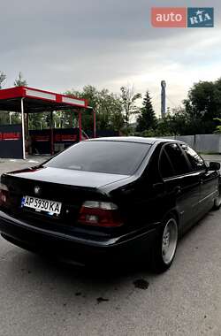Седан BMW 5 Series 2001 в 