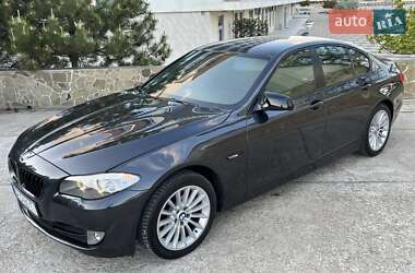 Седан BMW 5 Series 2012 в 