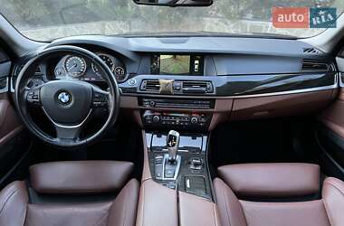 Седан BMW 5 Series 2012 в 