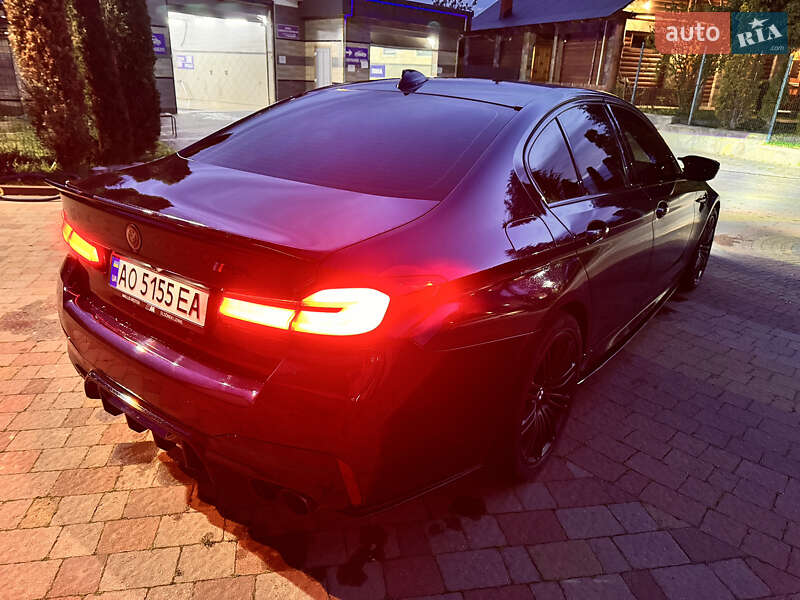 Седан BMW 5 Series 2017 в Ужгороде