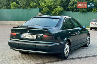 Седан BMW 5 Series 2000 в 