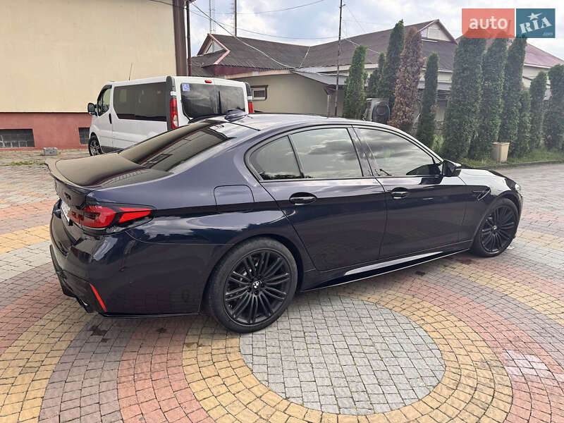 Седан BMW 5 Series 2017 в Ужгороде