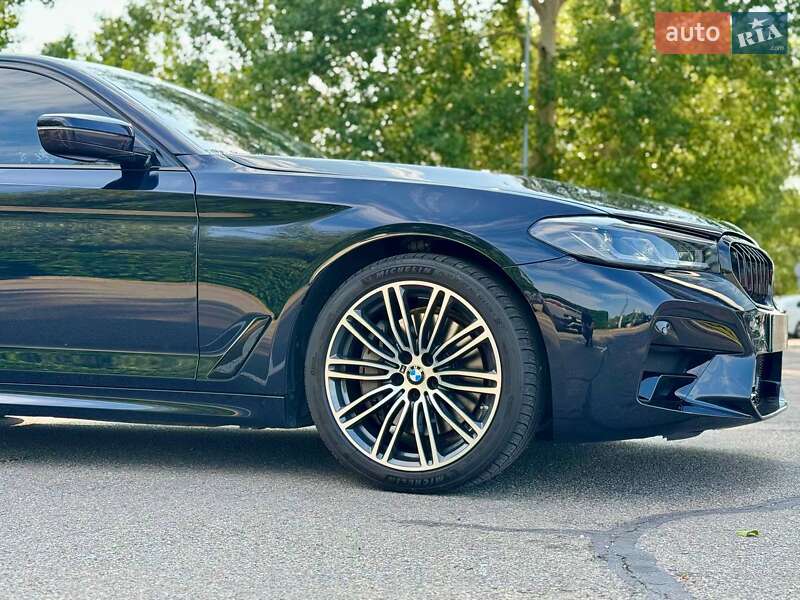 Седан BMW 5 Series 2020 в Києві