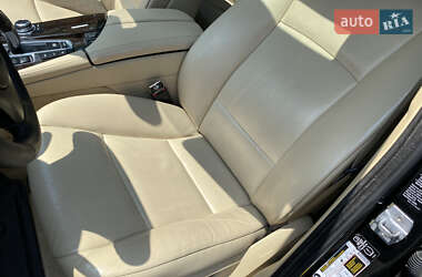 Седан BMW 5 Series 2013 в 