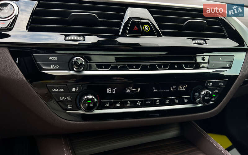 Седан BMW 5 Series 2018 в Львове фото 25 Седан BMW 5 Series 2018 в Львове