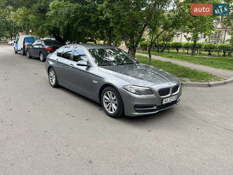 Седан BMW 5 Series 2016 в Киеве фото 8 Седан BMW 5 Series 2016 в Киеве
