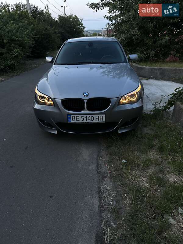 Седан BMW 5 Series 2005 в Николаеве