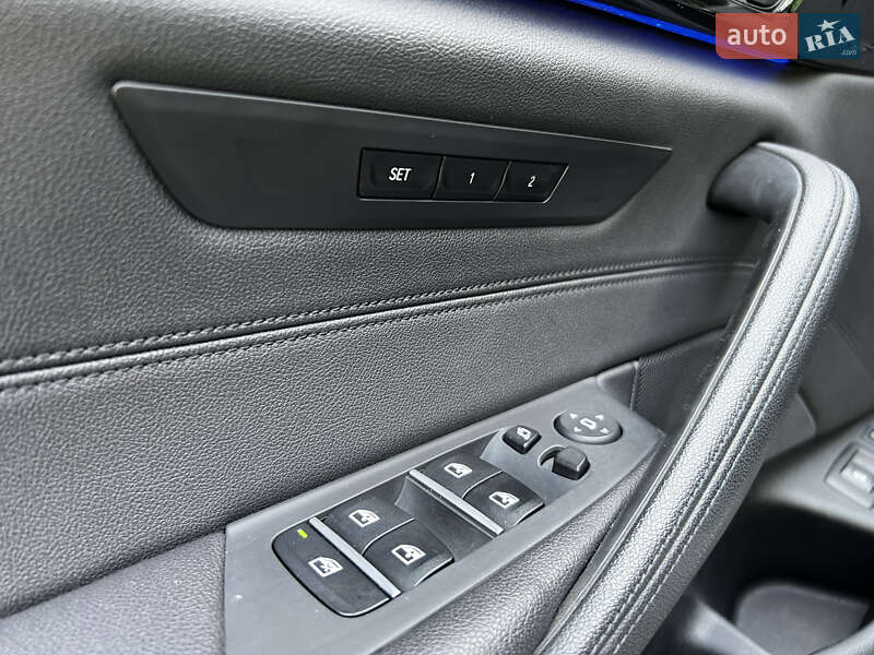 Седан BMW 5 Series 2018 в Дніпрі