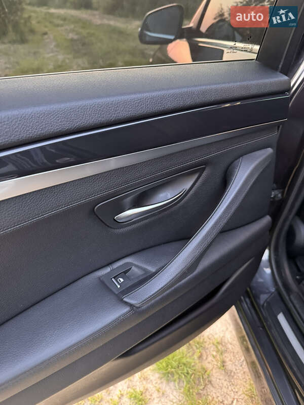 Седан BMW 5 Series 2014 в Луцьку