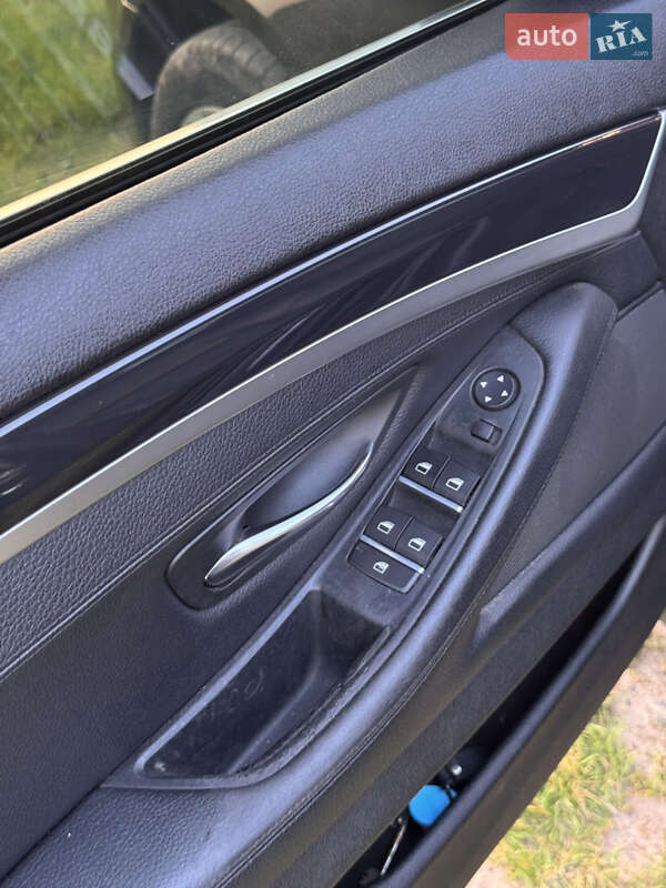 Седан BMW 5 Series 2014 в Луцьку