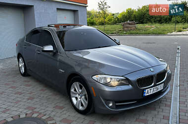 Седан BMW 5 Series 2012 в 