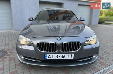 Седан BMW 5 Series 2012 в 