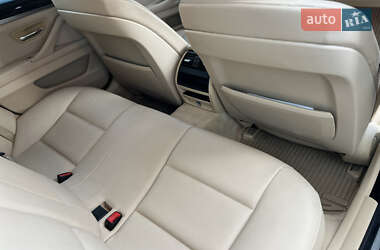 Седан BMW 5 Series 2012 в 