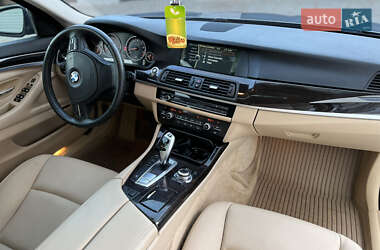 Седан BMW 5 Series 2012 в 