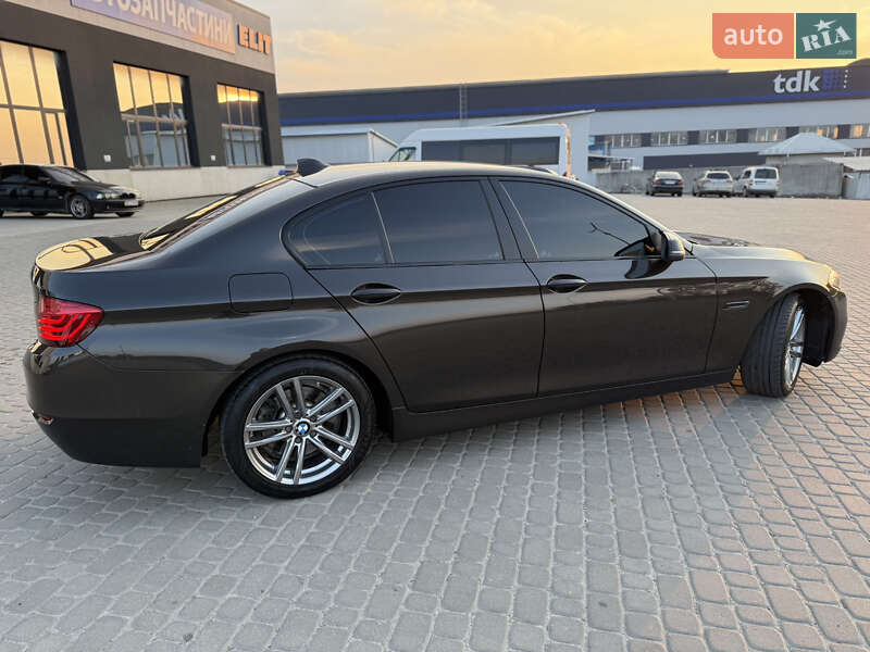 Седан BMW 5 Series 2015 в Тернополе