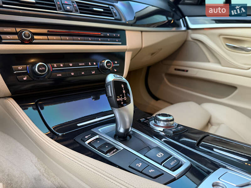 Седан BMW 5 Series 2015 в Тернополе