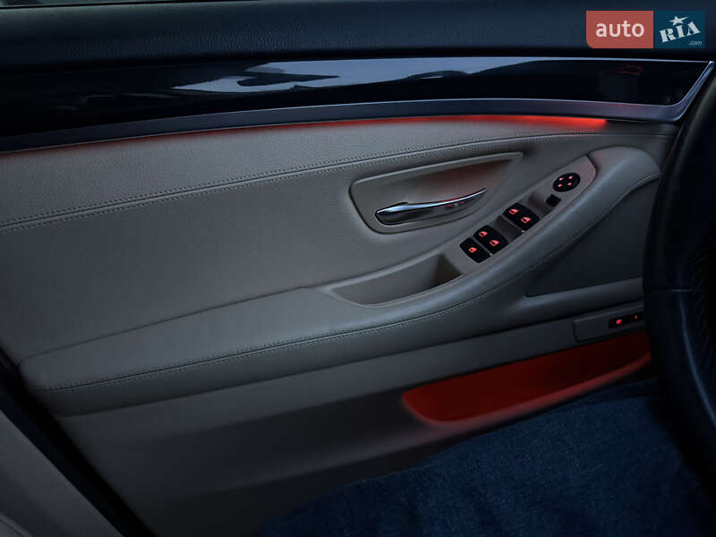 Седан BMW 5 Series 2015 в Тернополе